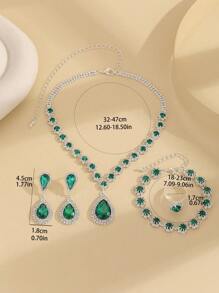 1 Set modischer, personalisierter Schmuckset aus Kupfermaterial mit vollständigem Diamantbesatz, bestehend aus Halskette, Ohrrringen, Armband und Ring