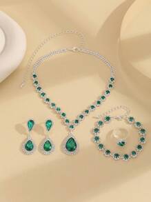 1 Set modischer, personalisierter Schmuckset aus Kupfermaterial mit vollständigem Diamantbesatz, bestehend aus Halskette, Ohrrringen, Armband und Ring