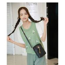 1pc Fresh & Sweet Style Embossed Crossbody Bag For Casual Wear - Black - View 1