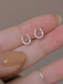 1 Paar minimalistische U-förmige Ohrstecker in Silberfarbe mit kubischem Zirkonia Hufeisen, Geschenk für Frauen