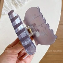 2pcs 2pcs/Set Korean Style Acrylic Cartoon Cat Hair Clip Used As Barrette For Ponytail, Sultry Updo Or Half Up Half Down Hairstyle, Simple And Sweet - Light Pink + Purple - View 2