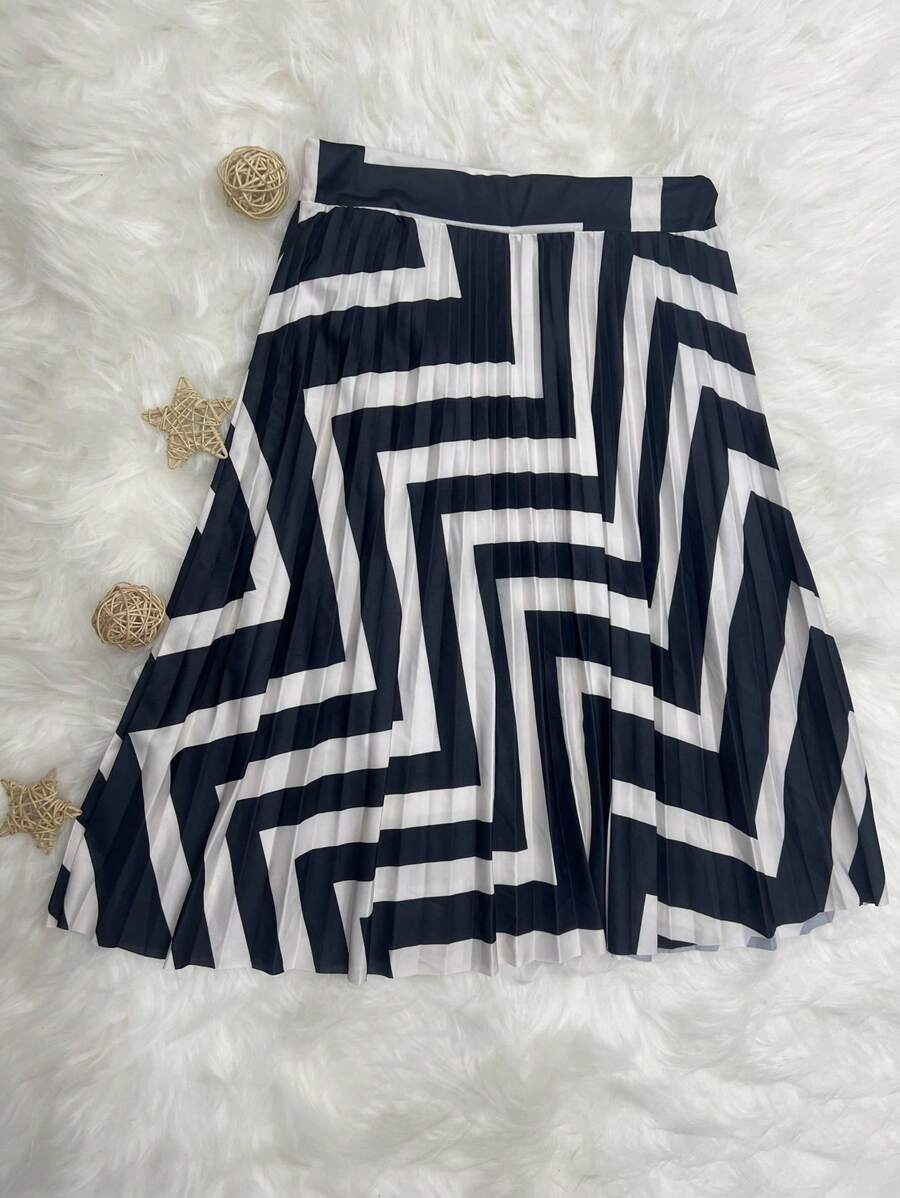 Women Skirts - Đen và trắng - Xem 1