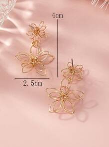 1 par de pendientes colgantes de flor de hierro forjado con estilo de moda para mujer, adecuados para banquetes, fiestas, vacaciones, San Valentín y uso diario, mamá, madre, Día de la Madre, regalo