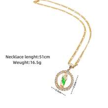 1條簡約優雅的白色鑽石項鏈 - 人物 - 查看 6