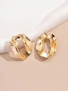 1 件镀金简约几何不对称圆形镂空耳钉，极简主义欧美风格优雅时尚精致淑女别致浪漫可爱适合日常穿着、派对、度假、约会、街拍、表演、高端商务场合，锌合金男女通用 - 金色 - 查看 3