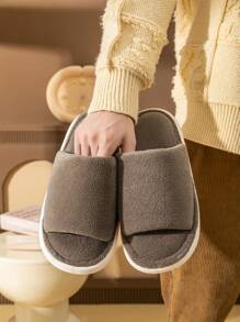 Men's Machine Washable Plush Warm, Lightweight, Foldable And Durable, Lightweight Solid Color Open Slippers 2cm Flat Home Slippers, Casual Women's Simple And Clean Home Bedroom, Indoor And Outdoor Wear, Winter And Autumn Solid Color Inner Warm Upper Home Slippers - Brown - View 4