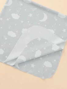 3件套可爱云朵星形图案婴儿襁褓毯套装。包含1条75*85厘米/29.5*33.4英寸的婴儿襁褓毯、1顶配套帽子、1双白色袜子、1条柔软的婴儿浴巾、1条婴儿推车罩毯和1条婴儿毯。是送给男孩女孩的完美礼物，适合居家和旅行使用，也是理想的情人节礼物。 - 灰色 - 查看 3
