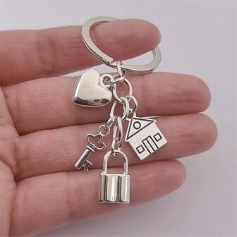 Street Fashion Antique Silver Color Heart Key Lock Love House Keychain Home Key Ring Family Key Chains For Couple Jewelry Gifts Valentine's Day Car Accessories Bag Charm School Cute Goth Y2k