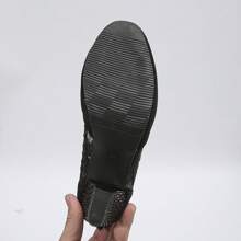 Giày bốt cổ ngắn lưới mới mùa xuân/hè 2025, giày cao gót hở mũi đế xuồng đa năng cho nữ, dép xăng đan cỡ lớn cho mẹ - màu đen - Xem 6