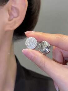 1 par de pendientes de cobre microincrustad con concha de perla estilo francés de lujo, adecuados para banquetes, fiestas, festivales, clubes nocturnos y uso diario de mujeres ( directa de fábrica)