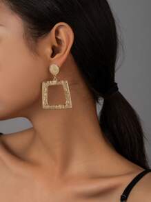 1pair European & American Style Exaggerated Metallic Design Women'S Fashion Earrings For Spring & New Year - Gold - View 1