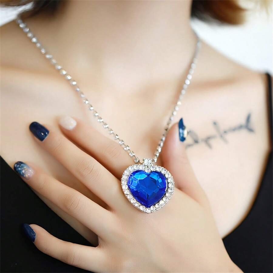 European And American Exaggerated Design Ocean Heart Necklace Pendant Palace Style Fashion Elegant Rhinestone Love Personalized Pendant - Blue - View 1
