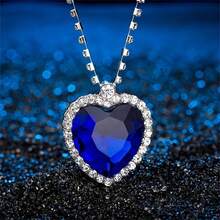 European And American Exaggerated Design Ocean Heart Necklace Pendant Palace Style Fashion Elegant Rhinestone Love Personalized Pendant - Blue - View 2
