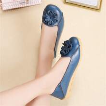 舒适软底妈妈鞋PU皮革表面豆豆鞋女士新款休闲乐福鞋低帮防滑时尚运动鞋 - 藍色 - 查看 2