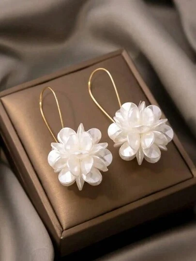 1 Par De Pendientes Largos De Bolas Florales De Diseño Exagerado Con Pétalos Blancos Y Pendientes Geométricos, Ideales Para El Uso Diario De Las Mujeres