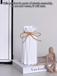 1 个折纸花瓶，塑料仿瓷外观，高 6.9 英寸，适合室内桌面装饰、办公室装饰、节日花饰瓶，不可填充。 - 白色 - 查看 5