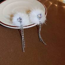 One Pair Of Sterling Silver Needle Autumn And Winter New Style Fashion Elegant Earrings, Studs And Pendants With  For Daily Wear, Commuting And Sweet Accessories, Suitable As Holiday Gifts For Women. - Silver - View 4