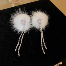 One Pair Of Sterling Silver Needle Autumn And Winter New Style Fashion Elegant Earrings, Studs And Pendants With  For Daily Wear, Commuting And Sweet Accessories, Suitable As Holiday Gifts For Women. - Silver - View 8