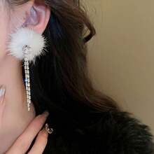 One Pair Of Sterling Silver Needle Autumn And Winter New Style Fashion Elegant Earrings, Studs And Pendants With  For Daily Wear, Commuting And Sweet Accessories, Suitable As Holiday Gifts For Women. - Silver - View 7