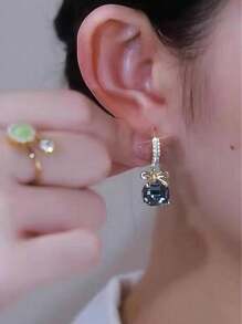 一對法式時尚，簡約優雅，精美蝴蝶結耳環，高端利基，名人風格，多功能耳飾，適合女性日常穿戴 - 灰色 - 查看 3