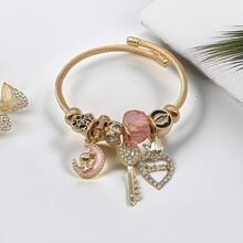 1 件女式合金精緻月亮鑰匙吊墜,時尚百搭不鏽鋼可調手鍊,適合日常配戴 - 粉色 - 查看 2