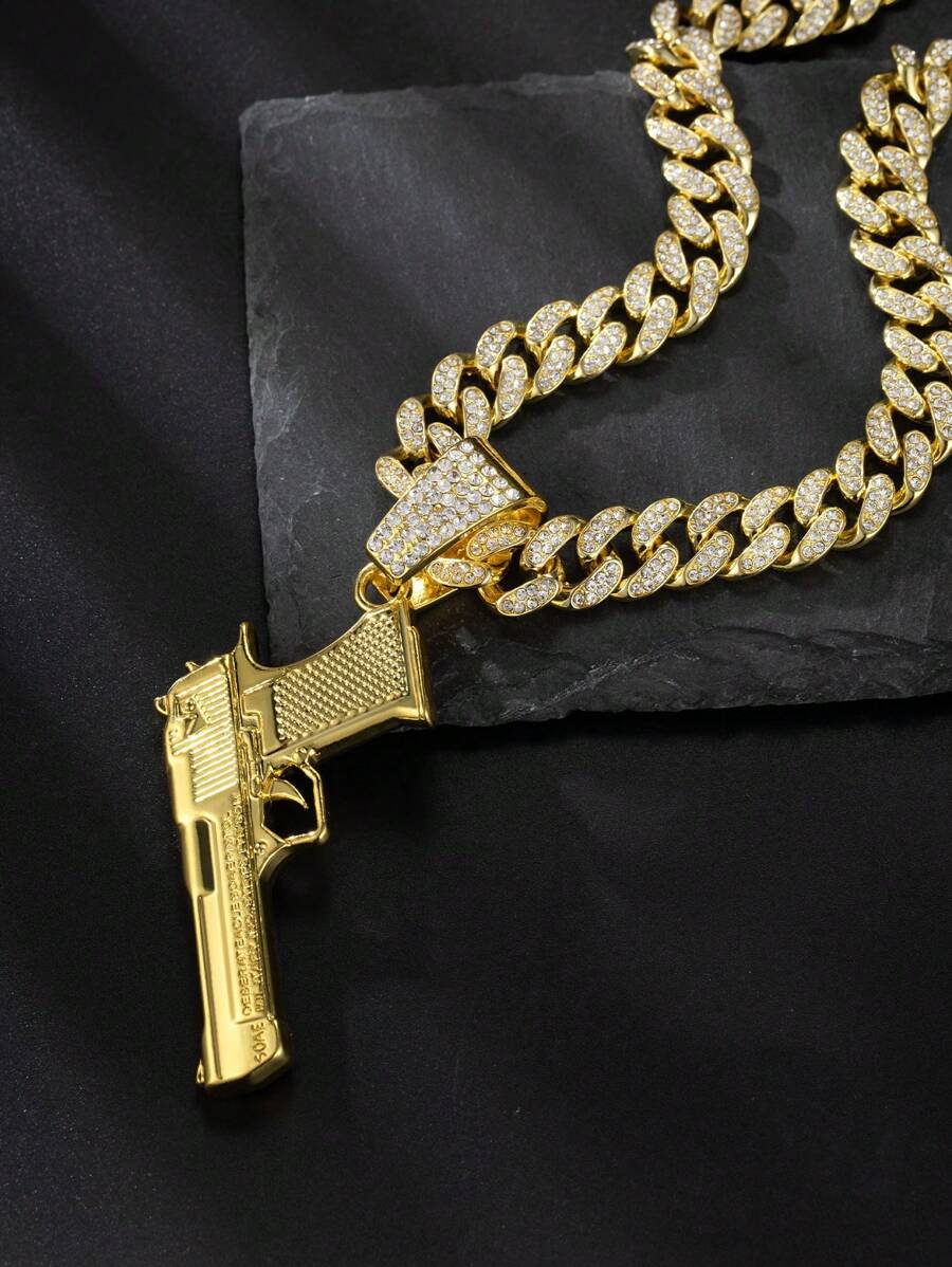 1 Pieza Colgante De Carta De Pistola Dorada 3d Para Hombres Y Mujeres En Cadena De 13 Mm, Joyería De Estilo Hip Hop Europeo Y Americano Para Hombres Y Mujeres Con Decoración De Diamantes. Adecuado Como Regalo Para Parejas Para Ocasiones Diarias, Festivales Y Amigos. - Amarillo Oro - Ver 1