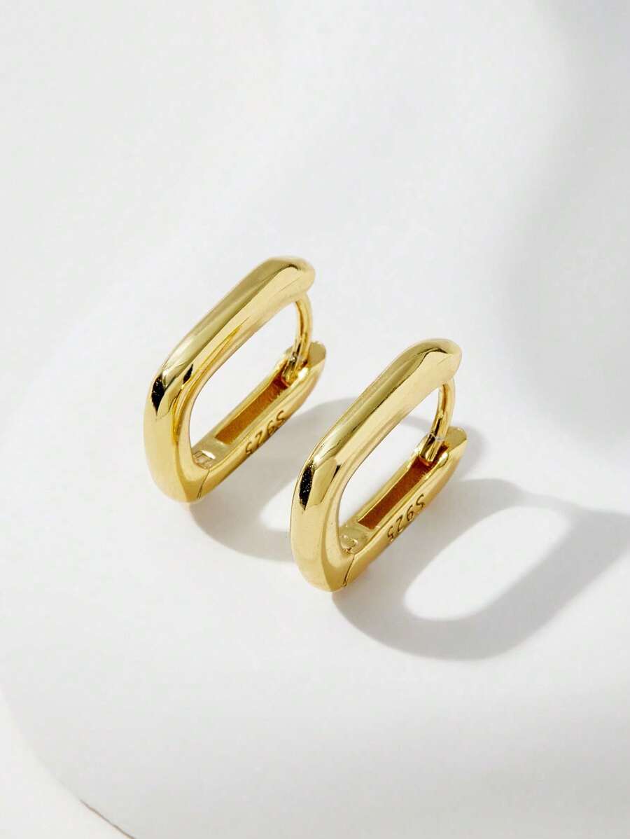 Vaerine Minimalist Silver Hoop Earrings - Gold - View 1