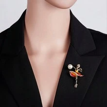 1pc Fashionable Ballet Dancer Girl Shaped Pearl & Rhinestone Decor Brooch For Women's Outfit - Purple - View 3