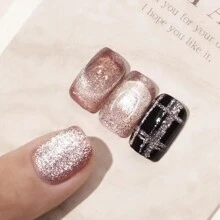 鉻鉑銀色閃粉指甲油套裝,8色,包括閃爍光澤的uv Led浸泡式黑色、銀色、粉紅色凝膠指甲油套裝,適用於家庭diy美甲和美甲沙龍 - 淺粉色 - 查看 5