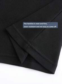 女士有墊肋紋背心,緊身且透氣,寬肩帶,可單獨穿或作為內搭,遮蓋側面胸部