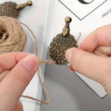 Vintage Thread Cutter Pendant: The Perfect DIY Sewing & Knitting Tool For Crafters! Retro Exquisite Metal Cutter Cutter Cutter Cutter Cutter Artifact DIY Sewing Cross Stitch Tool - Bronze - View 6