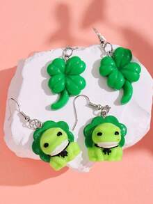 1對創意可愛的青蛙和三葉草垂掛耳環,適用於女士派對佩戴 - A - 查看 2