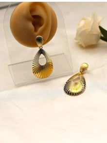 1對歐美時尚極簡金屬質感流蘇造型耳環 - 金黃色 - 查看 1