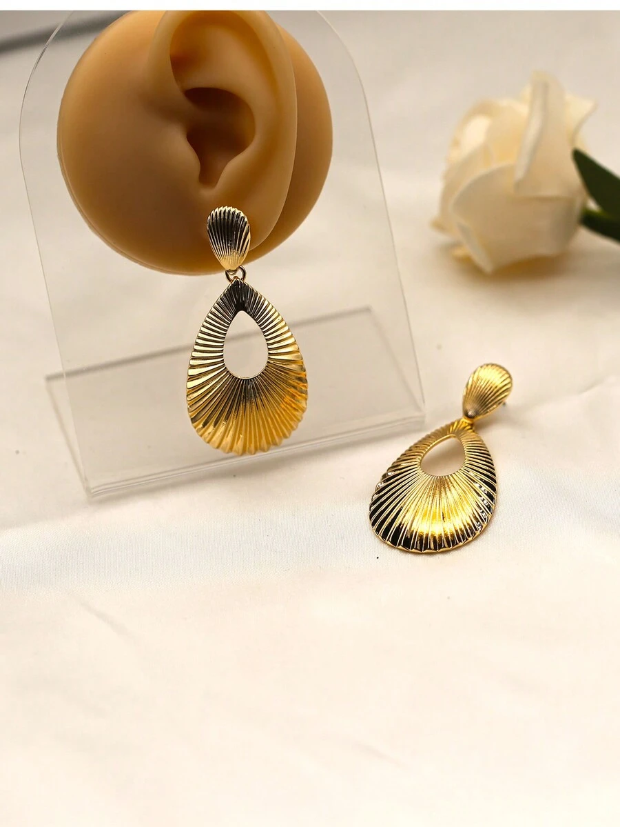 1對歐美時尚極簡金屬質感流蘇造型耳環 - 金黃色 - 查看 1