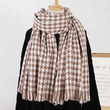 1條經典中性時尚額外大圍巾,冬季保暖,流行,厚實,適用於海灘,四季適用,也可用作頭巾,有粉色、卡其色、藍色、黑色、綠色和黃色可選,並附加手帕功能,尺寸：200 * 70cm - 杏色 - 查看 3