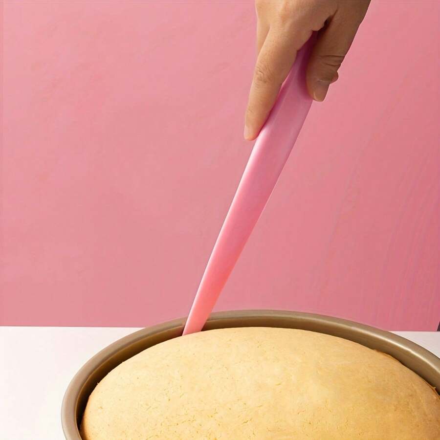 1pc, Demolding Knife, Plastic Baking Tools, Cake Scraper, Butter Cream Spreader, Bakeware, Fondant Decoration - Pink - View 1