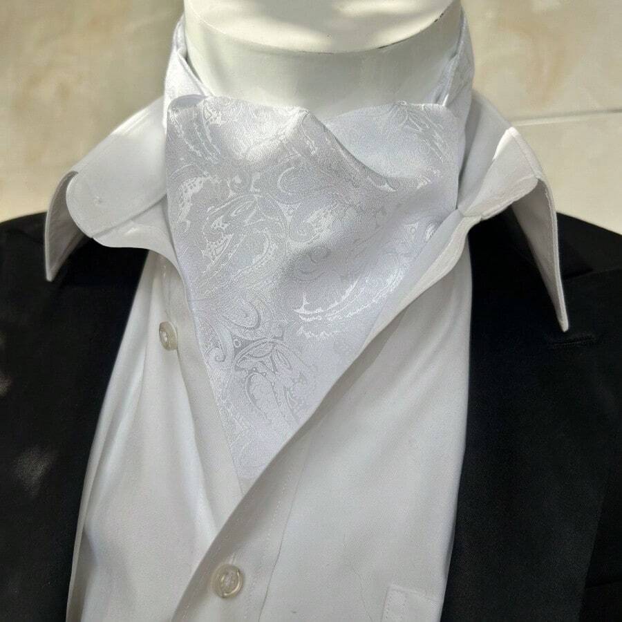 1pc Men'S White Paisley Patterned British Style Pocket Square For Dress Shirts, Formal & Daily Wear - White - View 1