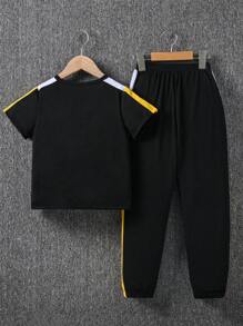 2 件套 Tween 男童字母印花短袖 T 恤和裤子套装，夏季 - 黑色 - 查看 2
