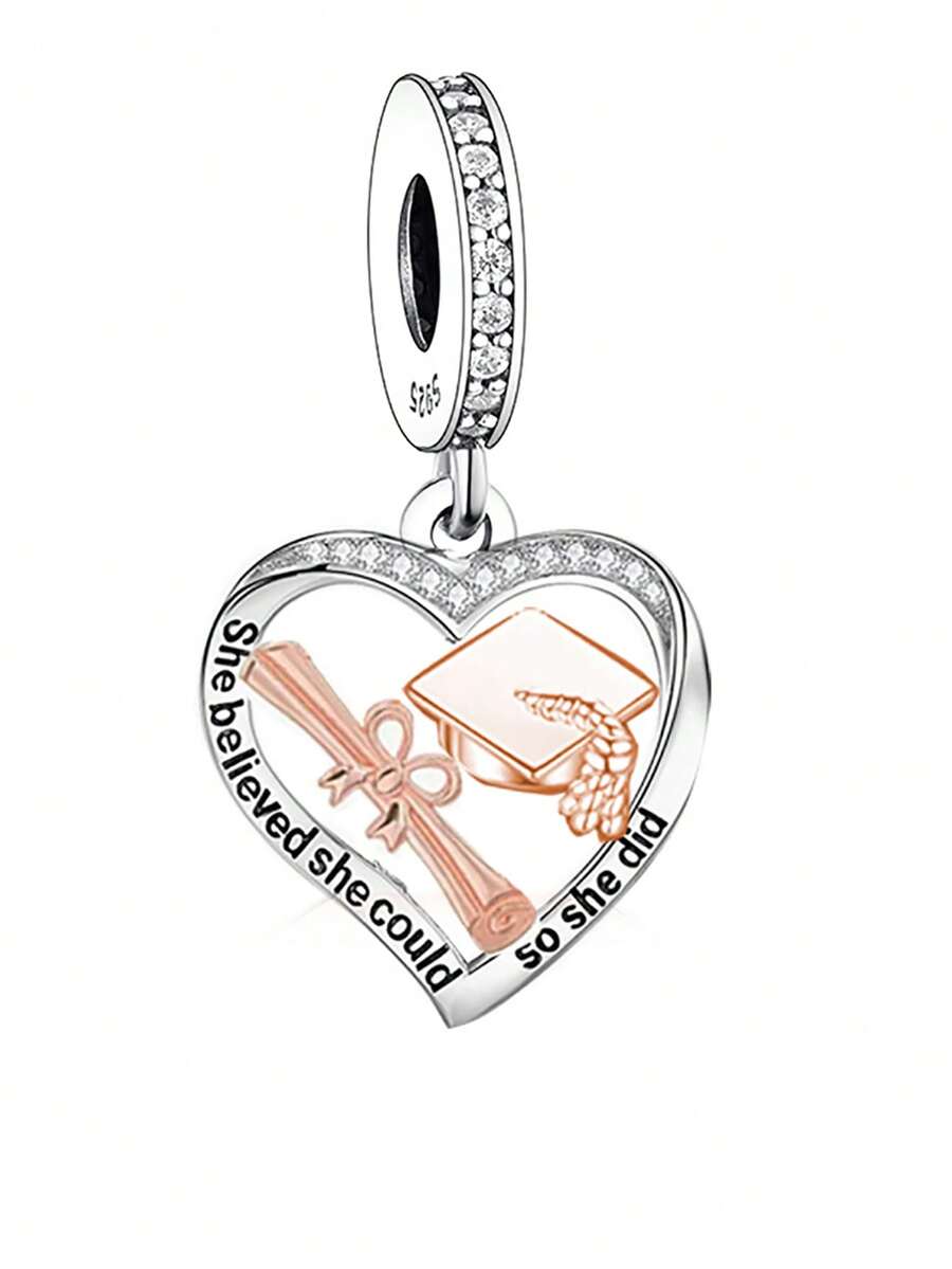 1個極簡風格925純銀畢業禮物吊墜珠,刻有「她相信她能夠,所以她做到了」的字眼,是女同學的完美禮物 - Q2672 - 查看 1