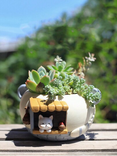 1pc Creative Cartoon Cute Pet Shaped Resin Flower Pot, Mini Landscape Gardening Planter For Office And Balcony Decoration