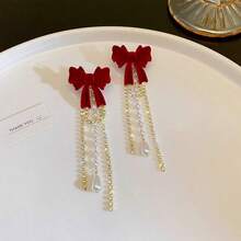 1雙酒紅色絨布蝴蝶結珍珠流蘇耳墜,銀針設計,時尚優雅的女士長耳環珠寶 - 紅色 - 查看 8