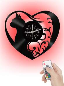 1入組黑膠唱片牆掛鐘。七種顏色led燈,遙控燈光控制功能。我喜歡貓,可愛寵物,小貓咪,愛的元素時鐘。靜音走時,沒有嘀嗒聲。客廳,臥室,書房家居裝飾牆鐘。寵物貓主題鐘,貓奴禮物。 - 遙控燈控款 - 查看 6