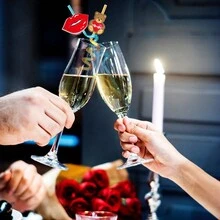 24pcs Valentine's Day Theme Party Decorations Reusable Spiral Straws, 8 Colors Straws Randomly Packed In Bag With 6 Valentine's Day Theme Patterns, Perfect Party Favor For Family Gathering, Valentine's Day Party, Birthday Party, Themed Party, Valentine's Day Decorations, Comes With 2 Cleaning Brushes - Multicolor - View 7