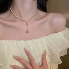 1條創意珍珠頸鍊,採用電鍍氧化鋯石,法式甜美風格掛墜毛衣鏈,女性時尚配件,適用於日常佩戴和節日禮品 - 香檳色 - 查看 5