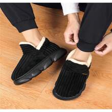 Men's Winter Indoor Thermal Lined Anti-Skid & Warm Slippers With Thick Sole For Outdoor Activities - Black - View 7