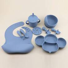 硅膠嬰兒餵食套裝,9件裝,包括可愛吸盤碟、可調節圍兜、柔軟的湯勺和叉子、有蓋零食杯和飲水杯,非常適合剛斷奶的寶寶,新款式的餐具套裝 - 藍色 - 查看 3