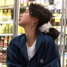 1入組精緻的蕾絲邊的髮圈,高端大氣的球型頭,甜美的女孩心形髮圈髮飾 - 彩色 - 查看 4