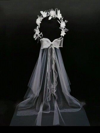 1 st blommig dubbelskiktad rosettblomkrona med slöja, tvinnad konstpärldetalj och rosetttofs för kvinnor - Lyxigt huvudbonad i Mori-stil för prinsessa, perfekt för bröllop / fotografering / utklädningsfest för Halloween