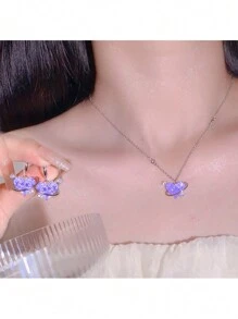 假日禮物。3入組閃亮甜美飾品套裝,包含人造水晶心形耳環和項鍊。適合派對、街頭穿搭等多場合。 - 紫色 - 查看 3