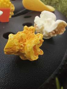 12入組爆米花和薯片造型鞋裝飾套裝,可愛的美食主題派對小禮物和男女皆宜的禮品。 - 彩色 - 查看 3